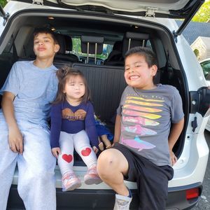 Meet your Posher, Ely